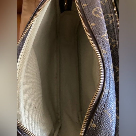 Louis Vuitton Monogram Canvas Reporter Messenger Bag Crossbody Or Shoulder Carry - Picture 9 of 16